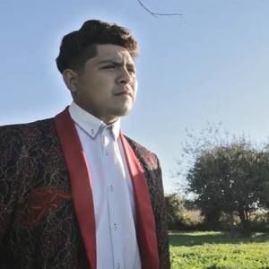 Meet your Posher, Tomas